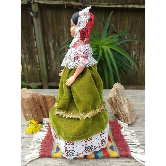Vintage Collectable Mexican Folk Art Doll - Picture 9 of 16